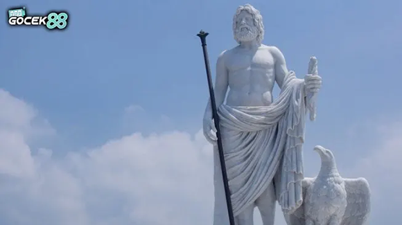 patung zeus dan elang